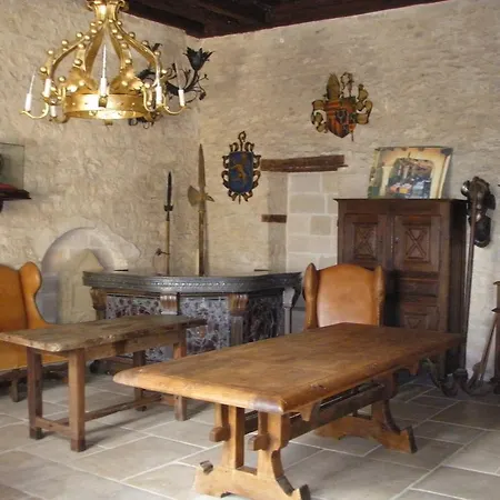Nocleg ze śniadaniem De L'abbatiale Auberive