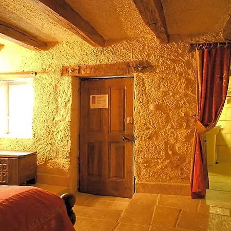 De L'abbatiale Bed & Breakfast