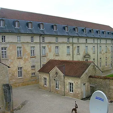 De L'abbatiale Auberive