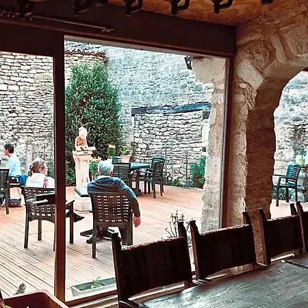 De L'abbatiale Bed & Breakfast Auberive