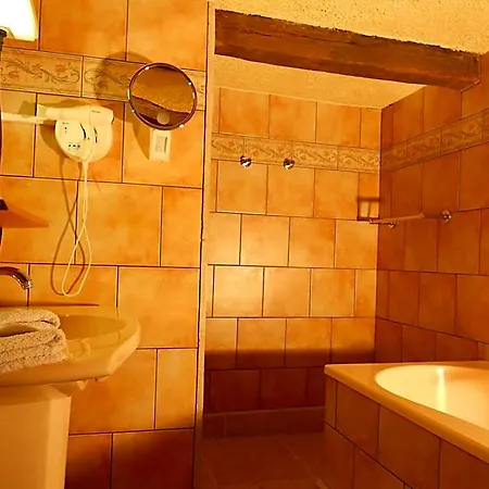 De L'abbatiale Bed & Breakfast