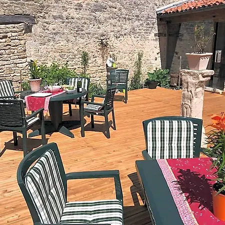Bed & Breakfast De L'abbatiale Auberive