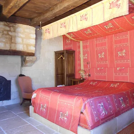 De L'abbatiale Nocleg ze śniadaniem 4*