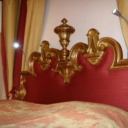 De L'abbatiale Bed & Breakfast