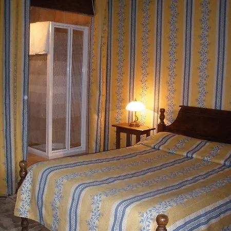 De L'abbatiale Bed & Breakfast