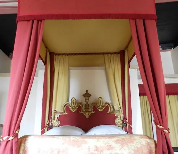 De L'abbatiale Bed & Breakfast